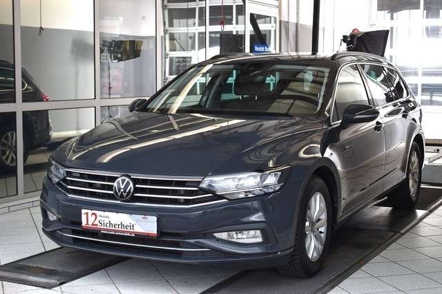 VW Passat Variant