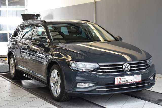 VW Passat Variant