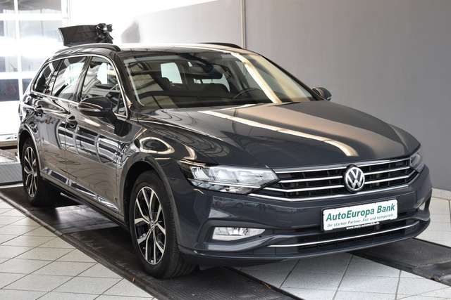 VW Passat Variant