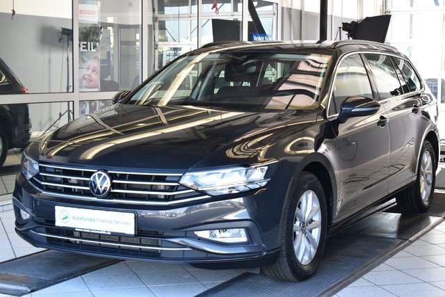 VW Passat Variant 2.0TDI Business DSG*AHK*LED