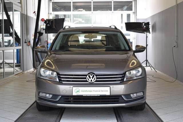 VW Passat Variant