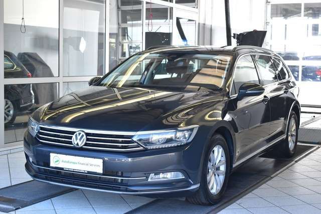 VW Passat Variant