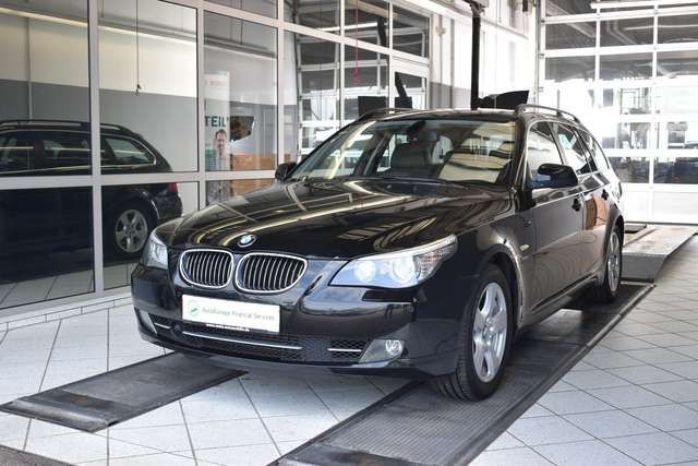BMW 525