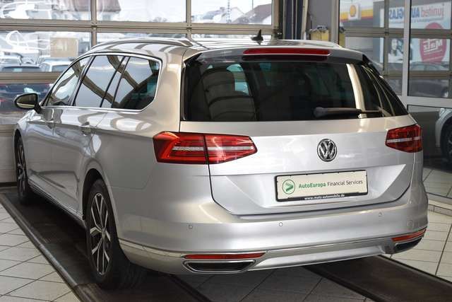 VW Passat Variant