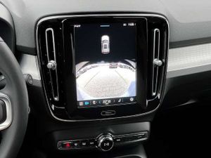 Volvo XC40 Core 2WD B3 EU6d AHK digitales Cockpit Soundsystem