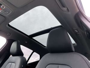 Volvo XC40 Ultra Dark 2WD B4 EU6d Leder digitales Cockpit Mem