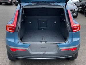 Volvo XC40 Ultra Dark 2WD B4 EU6d Leder digitales Cockpit Mem