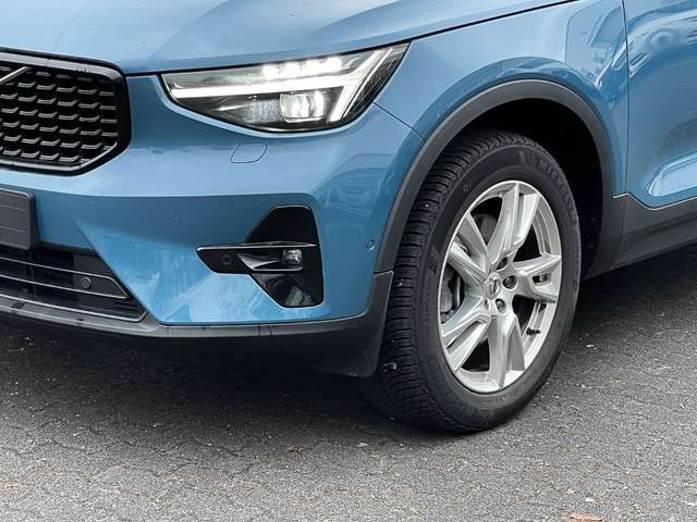 Volvo XC40 Ultra Dark 2WD B4 EU6d Leder digitales Cockpit Mem