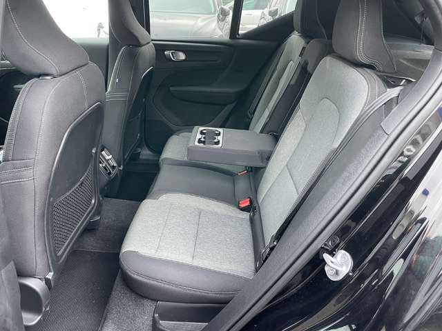 Volvo XC40 Plus Dark 2WD B4 EU6d Navi digitales Cockpit Memor