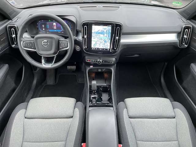 Volvo XC40 Plus Dark 2WD B4 EU6d Navi digitales Cockpit Memor