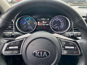 Kia XCeed 1.6 PHEV DCT6  Vision Navi FLA SpurH