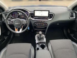 Kia XCeed 1.5 T-GDI Vision Navi ACC FLA SpurH LM