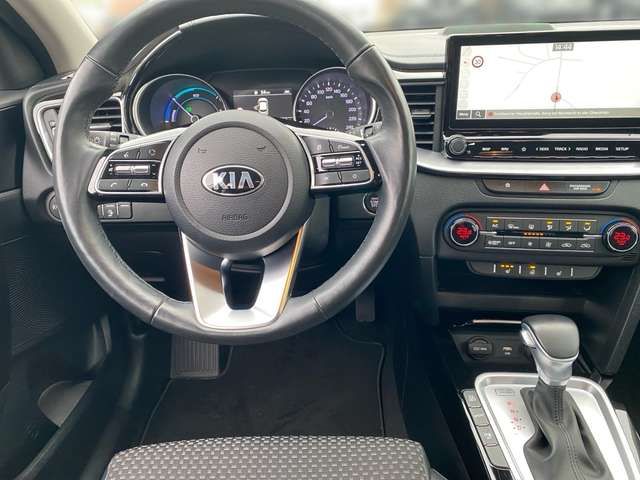 Kia XCeed 1.6 PHEV DCT6  Vision Navi FLA SpurH