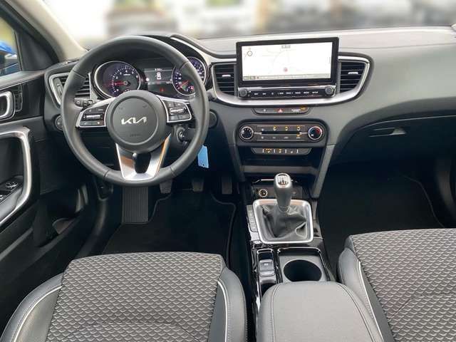 Kia XCeed 1.5 T-GDI Vision Navi ACC FLA SpurH LM