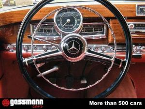 Mercedes-Benz 300