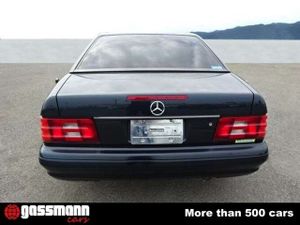 Mercedes-Benz SL 320