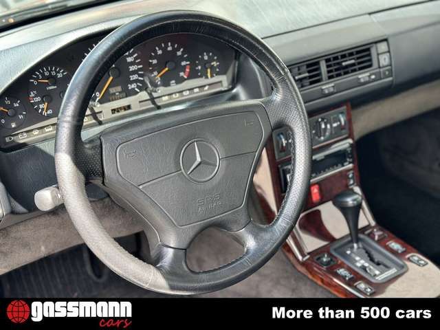 Mercedes-Benz SL 300 Roadster 4-Sitzer - R129