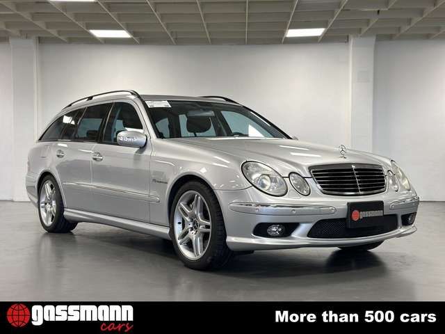 Mercedes-Benz E55 AMG