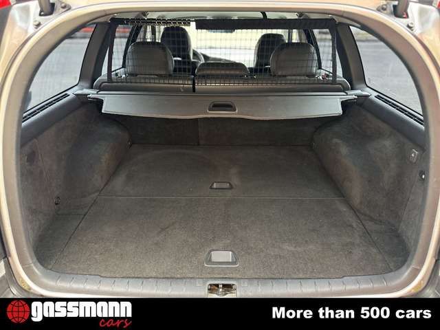 Volvo V70 Kombi, 2.4 Liter, 120 kW, 5 Zylinder,