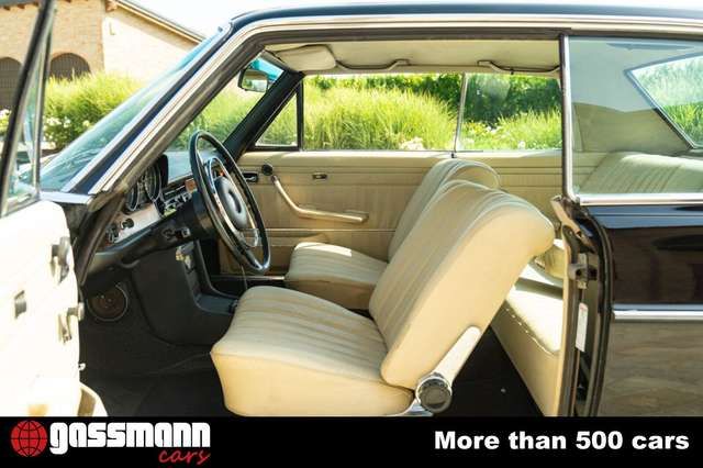 Mercedes-Benz 250 CE Coupe - W114