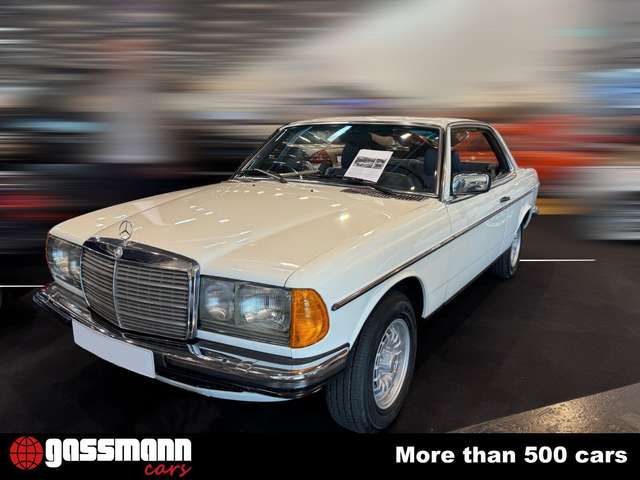 Mercedes-Benz 280 Coupe mit Schiebedach  - C123