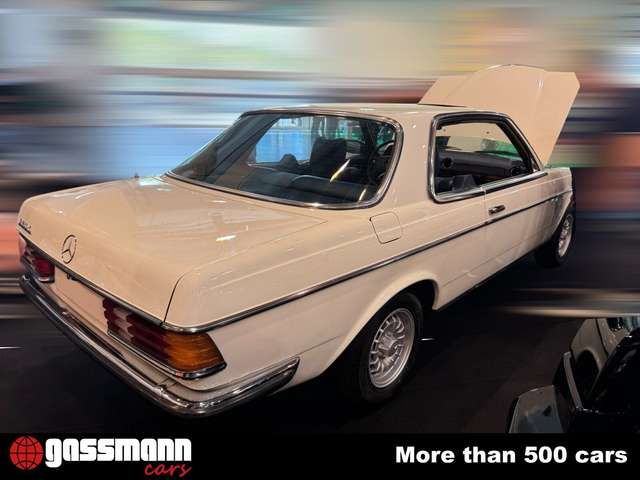 Mercedes-Benz 280 Coupe mit Schiebedach  - C123