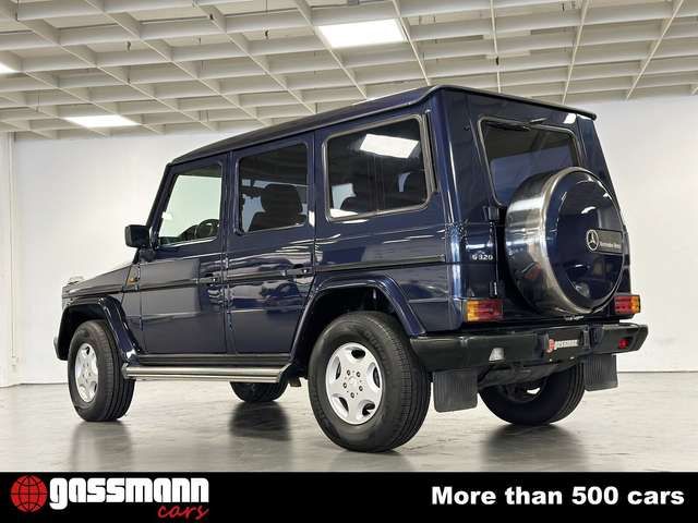 Mercedes-Benz G320