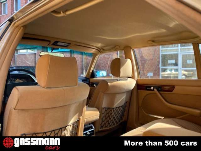 Mercedes-Benz 420 SEL Limousine - W126