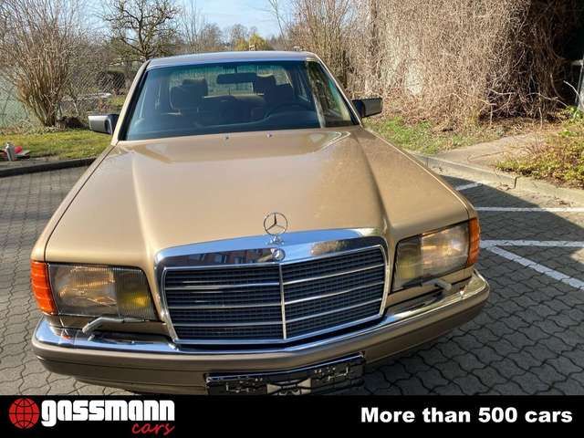 Mercedes-Benz 420 SEL Limousine - W126