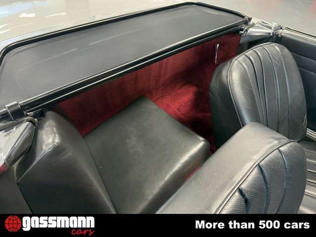 Mercedes-Benz 230 SL Pagode mit Notsitz - W113