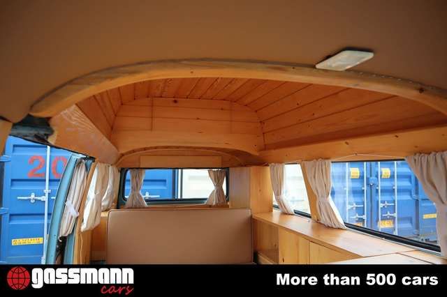 VW T2 Camper Bus - High Roof / Hochdach