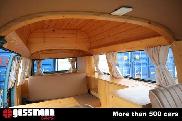 VW T2 Camper Bus - High Roof / Hochdach