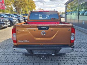 Nissan Navara NP300 Tekna DoKa AHK3,5t 4x4 1.Hand Np53t