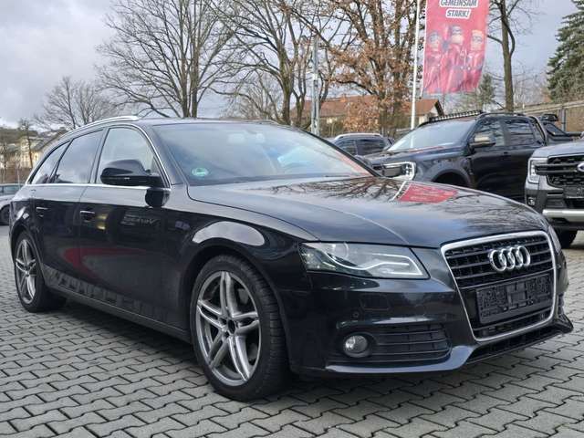 Audi A4 Avant 3.0TDI Ambition quattro B&O AHK NP61t?