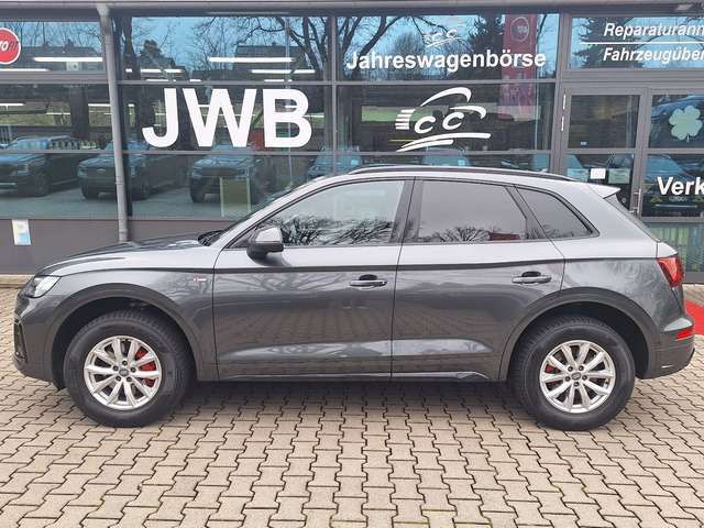 Audi Q5 40 TDI quattro S line Mild AHK 360° Np85t?