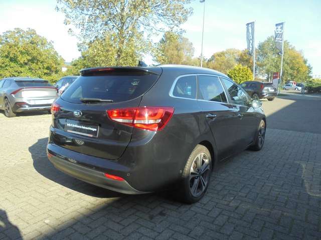 Kia Ceed SW / cee'd SW