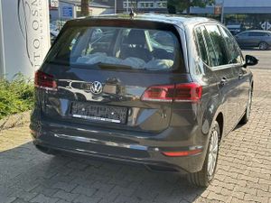 VW Golf Sportsvan