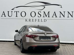 Alfa Romeo Giulia 2.2 Diesel Super   Keyless-GO   Bi-Xenon