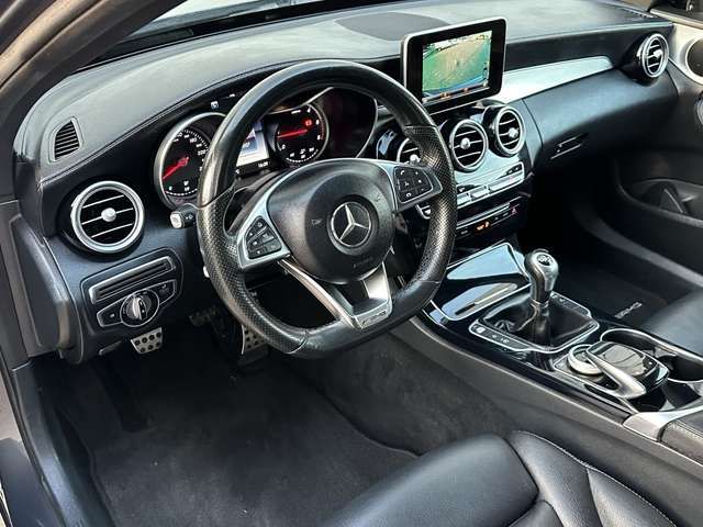 Mercedes-Benz C220