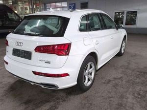 Audi Q5 e S Line quattro Pano*LED*Navi* Frontkamera*D