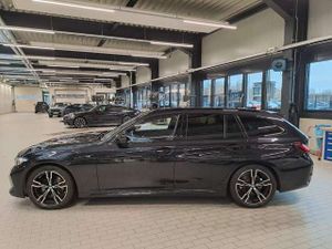 BMW 320 d xD M Sport AHK*Kamera*HiFi*ACC*DAB*Alcanta