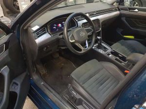 VW Passat GTE Alcantara*Pano*LED*Navi*ACC*HUD*Virtu