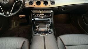 Mercedes-Benz E300 de ALLRAD Wides*Leder*DAB*Kamera*Luft*Dist