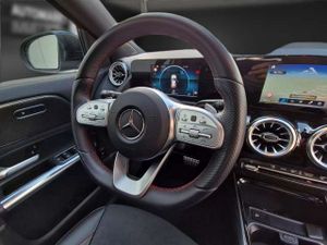 Mercedes-Benz GLA 220