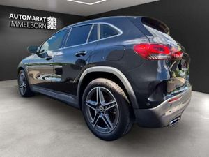 Mercedes-Benz GLA 220