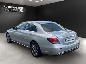 Mercedes-Benz E450 4Matic Sdach*360°*Comand*18*LED*AHK*Distro