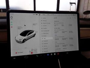 Tesla Model 3 Long Range Dual AWD Pano*Leder*ACC*Navi*