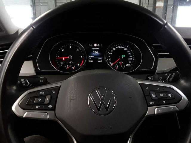 VW Passat