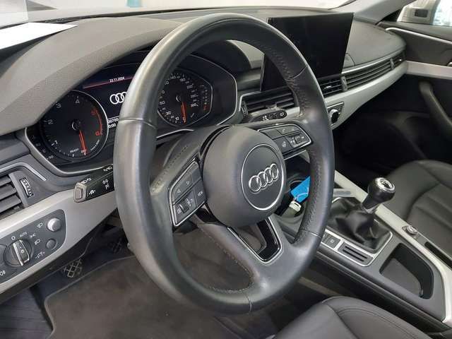 Audi A4 advanced VollLeder*LED*HUD*Navi*AHK*Sound*