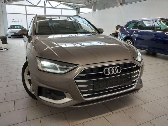 Audi A4 advanced VollLeder*LED*HUD*Navi*AHK*Sound*